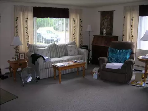 18 State St, Westerly, RI 02891 photo 6