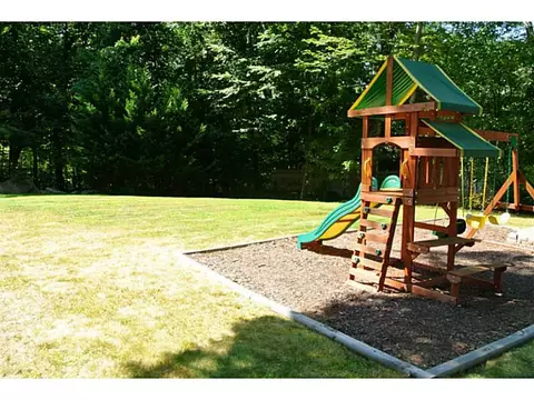 321 Cooper Hill Rd, Mapleville, RI 02839 photo 23