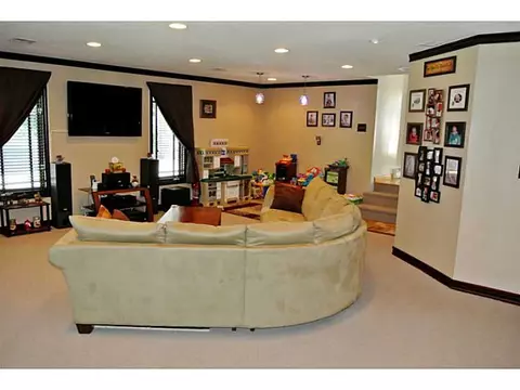 321 Cooper Hill Rd, Mapleville, RI 02839 photo 10