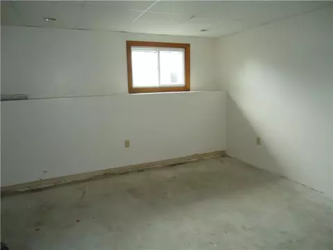 79 Scranton Ave, Warwick, RI 02888 photo 16