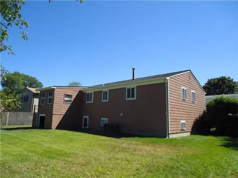 79 Scranton Ave, Warwick, RI 02888 photo 23