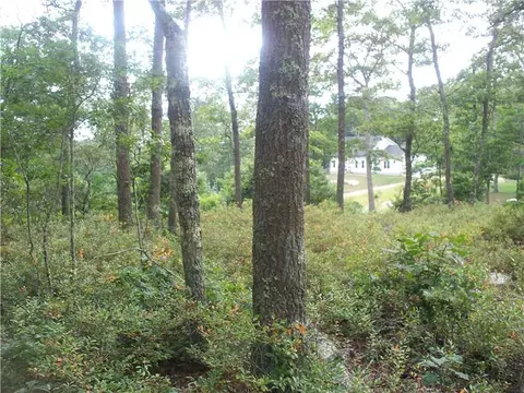 3 Fallon Trl, Westerly, RI 02891 photo 2