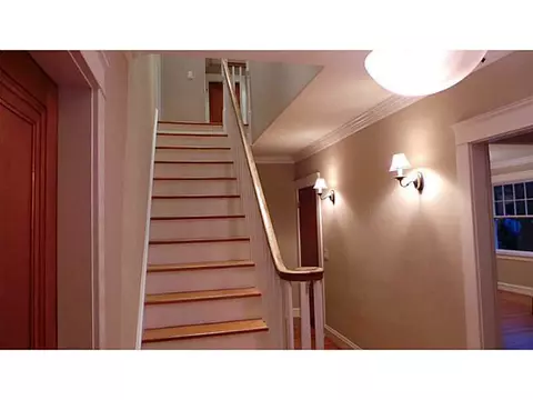 290 Fair St, Warwick, RI 02888 photo 3