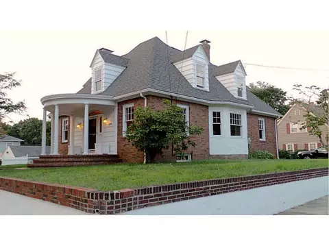 290 Fair St, Warwick, RI 02888 photo 1