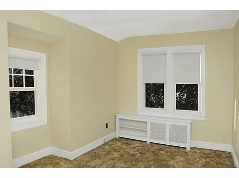 32 Mayfair Rd, Warwick, RI 02888 photo 17