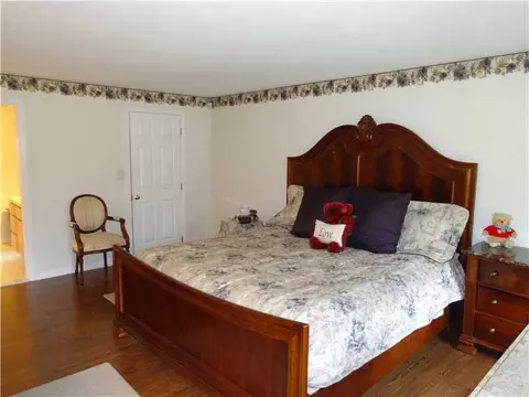 74 Suzanne Dr, Raynham, MA 02767 photo 13