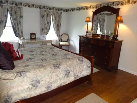 74 Suzanne Dr, Raynham, MA 02767 photo 14