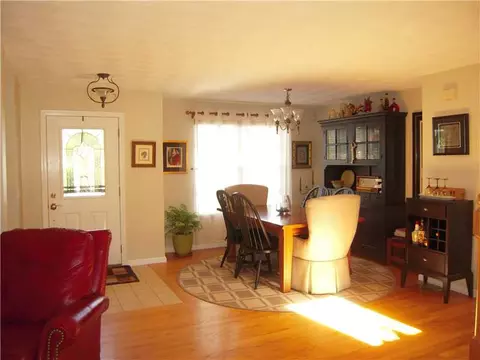 12 Moss Ln, Coventry, RI 02816 photo 3