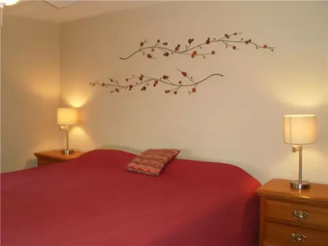 30 Amsterdam Ave, Warwick, RI 02889 photo 16