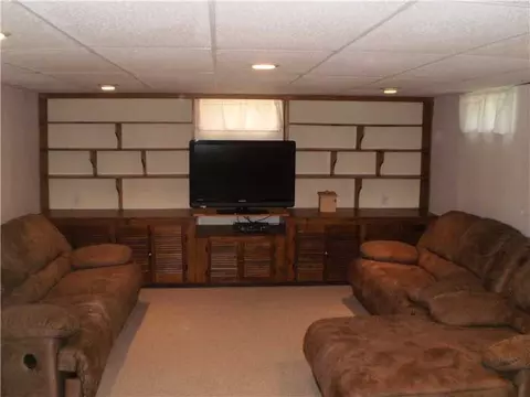 30 Amsterdam Ave, Warwick, RI 02889 photo 19
