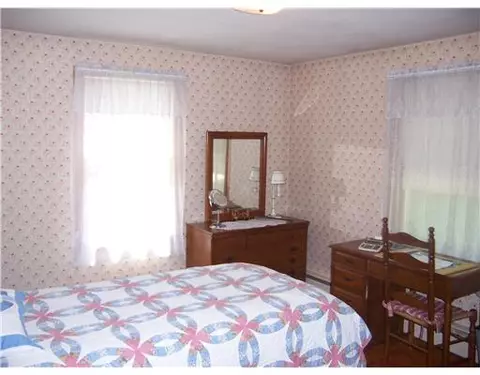 75 George St, Warwick, RI 02888 photo 15