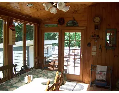 75 George St, Warwick, RI 02888 photo 19