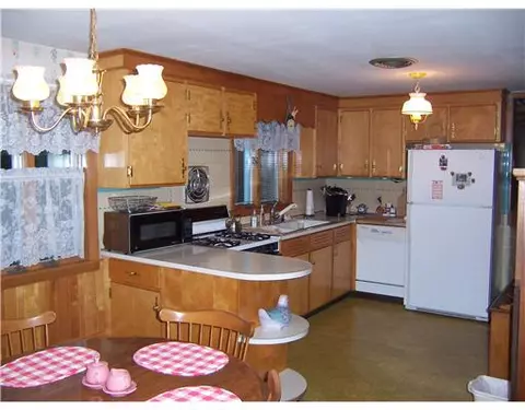 75 George St, Warwick, RI 02888 photo 13