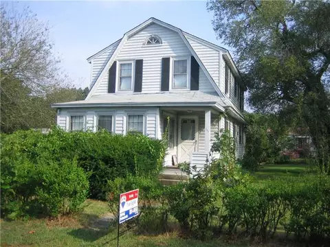 151 Coburn St, Warwick, RI 02889 photo 3