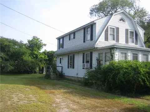 151 Coburn St, Warwick, RI 02889 photo 5