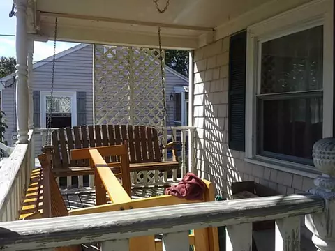58 Macarthur Rd, Woonsocket, RI 02895 photo 4