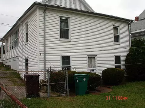 81 First Ave, Woonsocket, RI 02895 photo 8