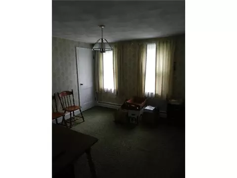 39 Clayton Rd, Warwick, RI 02886 photo 6