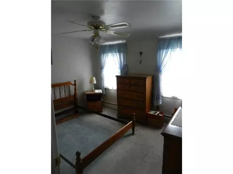 39 Clayton Rd, Warwick, RI 02886 photo 8