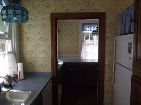 48 Maple St, Woonsocket, RI 02895 photo 7