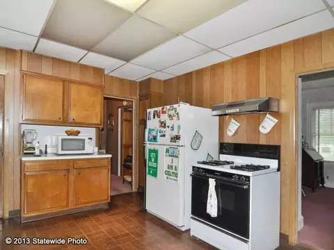 244 Beach Ave, Warwick, RI 02889 photo 11