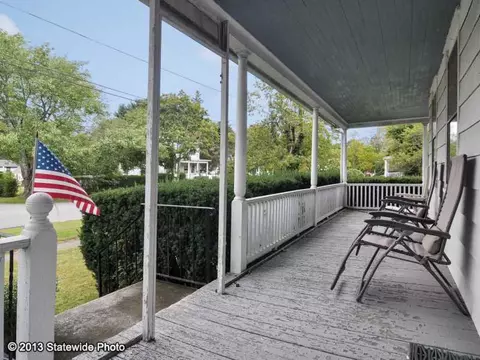 244 Beach Ave, Warwick, RI 02889 photo 2