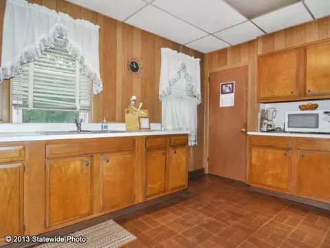 244 Beach Ave, Warwick, RI 02889 photo 10