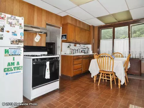 244 Beach Ave, Warwick, RI 02889 photo 9