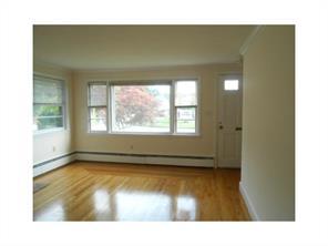 3 Commodore Ave, Warwick, RI 02888 photo 6