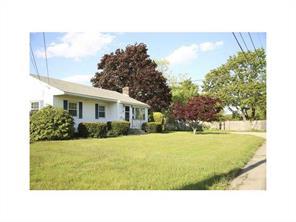 3 Commodore Ave, Warwick, RI 02888 photo 1