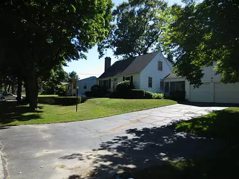 93 Spring Green Rd, Warwick, RI 02888 photo 1