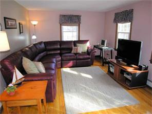 207 Avery Hill Rd, Ledyard, CT 06339 photo 2