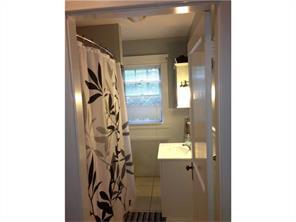 11 Mapleton St, Cranston, RI 02910 photo 7