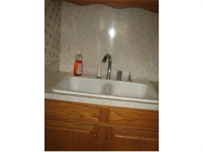 92 Gilbert St, Woonsocket, RI 02895 photo 10