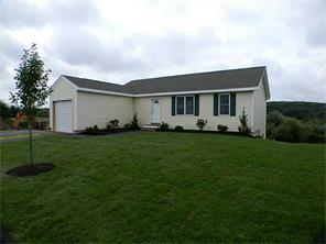 63 Danielle Dr, Woonsocket, RI 02895 photo 9
