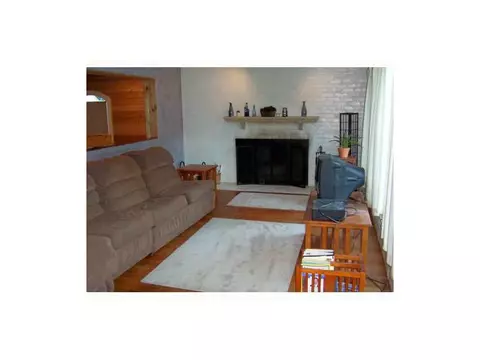 146 Sefton Ave, Warwick, RI 02889 photo 2