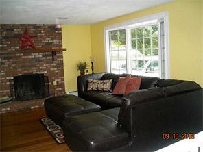 4 Chunga Dr, Cumberland, RI 02864 photo 5