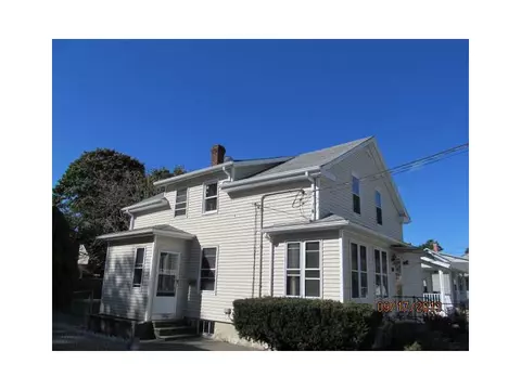 145 Chaplin St, Pawtucket, RI 02861 photo 1