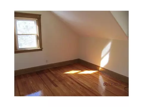 145 Chaplin St, Pawtucket, RI 02861 photo 7