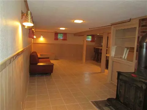 57 Ruby St, Warwick, RI 02889 photo 12