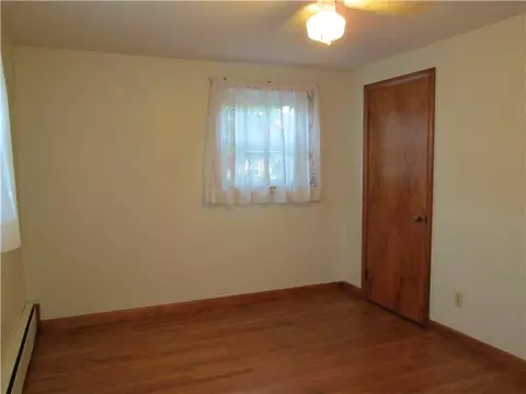 57 Ruby St, Warwick, RI 02889 photo 11