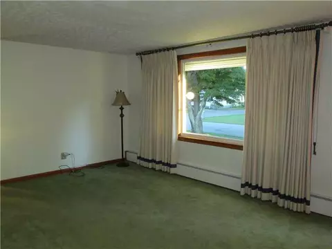 57 Ruby St, Warwick, RI 02889 photo 7