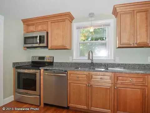 224 Second Ave, Warwick, RI 02888 photo 9