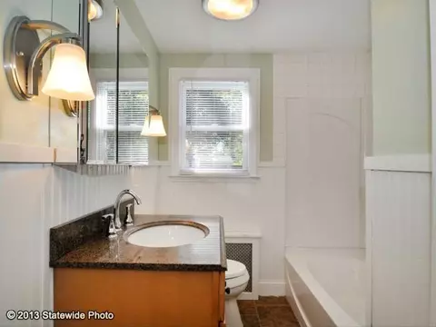 224 Second Ave, Warwick, RI 02888 photo 24