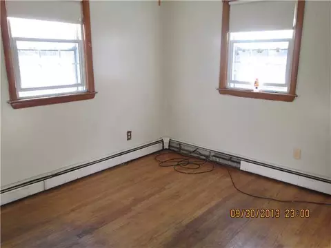 2 Social Dr, Warwick, RI 02886 photo 8