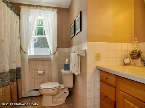 4 Lachance Ave, Warwick, RI 02889 photo 25