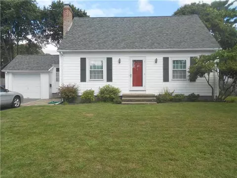 72 Harmony Ct, Warwick, RI 02888 photo 1