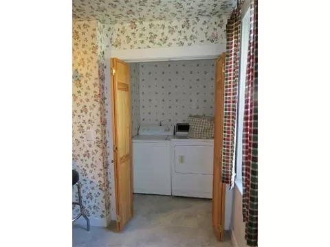 100 Glen Rd, Woonsocket, RI 02895 photo 12