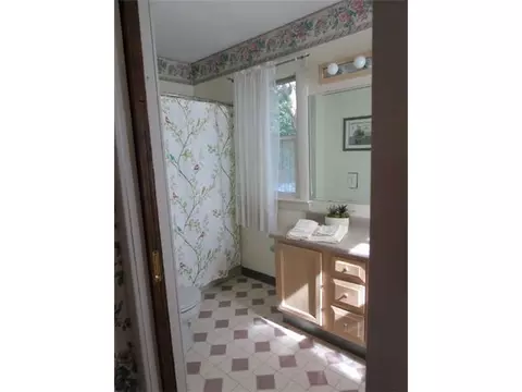 100 Glen Rd, Woonsocket, RI 02895 photo 20