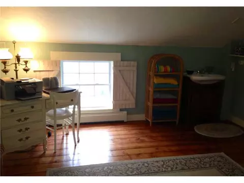 34 Wheaton St, Warren, RI 02885 photo 14